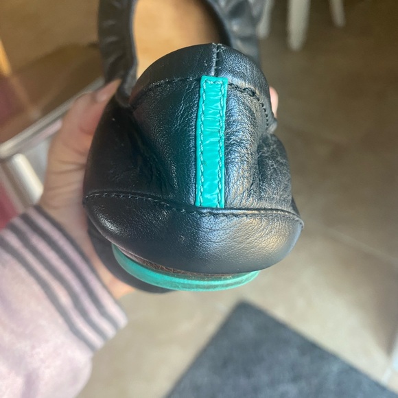 Tieks By Gavriell Ballet Flats Shoes Black Leather Smooth Foldable Size 8 Women - Picture 11 of 14
